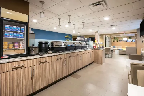 Microtel Inn & Suites by Wyndham Pecos Makanan Photos