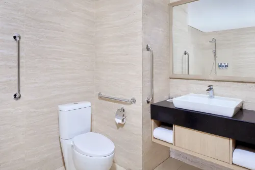 Four Points by Sheraton Makassar Kamar Photos