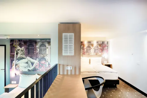 B&B HOTEL München-Moosach Photos