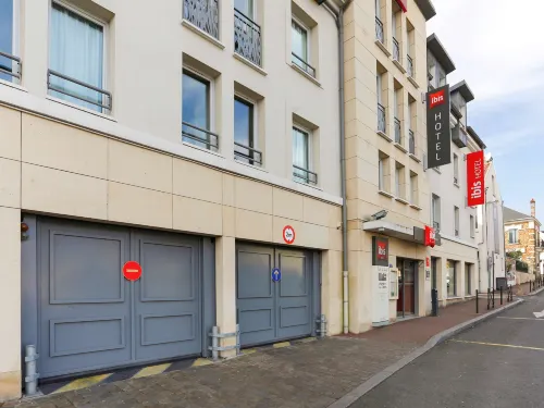 Hôtel ibis Etampes Extérieur Photos