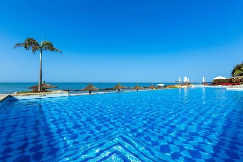 Royal Horizon Baobab Nổi bật Photos