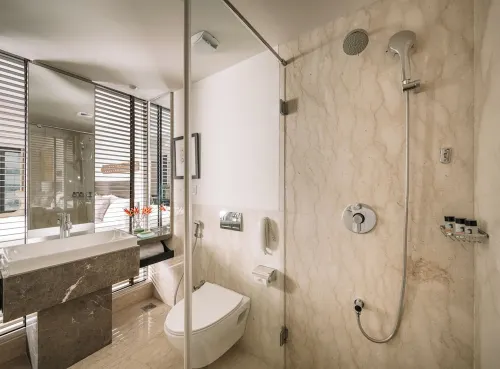 The Raintree, St. Mary’s Road Rooms Photos