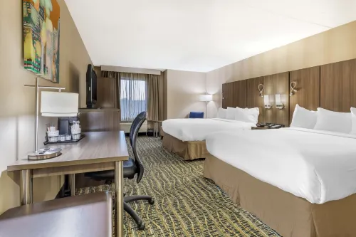 Best Western Plus New Englander Photos