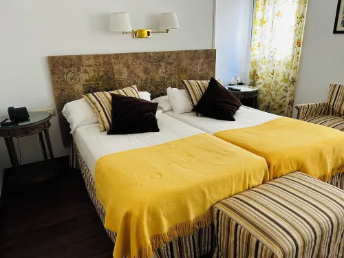 Hotel Alcántara Rooms Photos