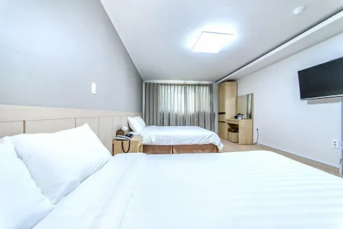Jungmoon City Hotel & J-Hill Hotel Photos
