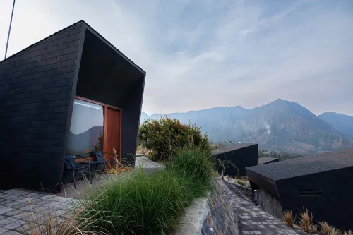 ARTOTEL Cabin Bromo Area Publik Photos