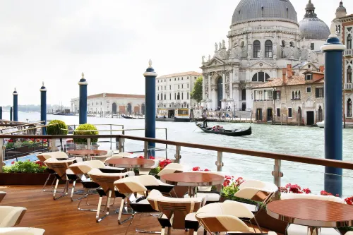 The Gritti Palace, a Luxury Collection Hotel, Venice Рядом с отелем Photos