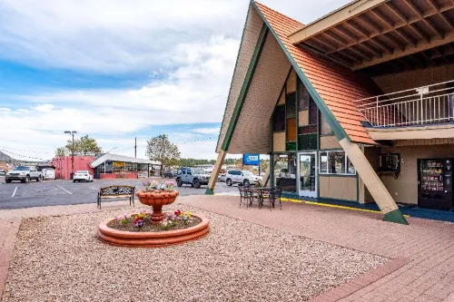 Americas Best Value Inn and Suites Flagstaff Near Hotel Photos