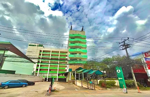 Regent Lodge Lampang Exterior Photos