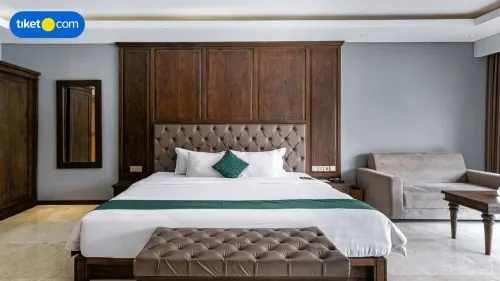 The Westlake Resort Jogja Kamar Photos