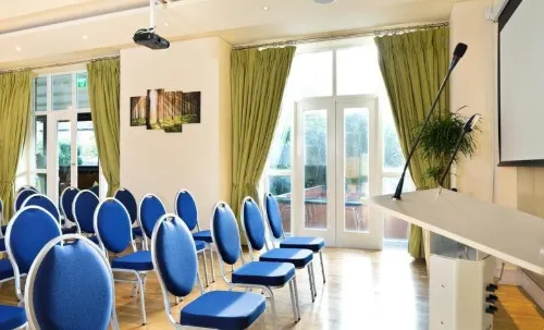 The Park City Grand Plaza Kensington Hotel Business Photos