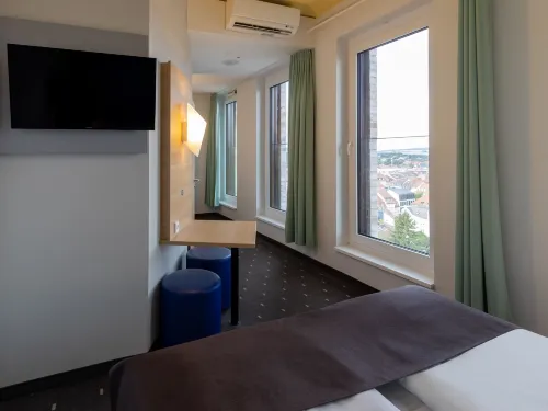 B&B HOTEL Fulda-City Photos
