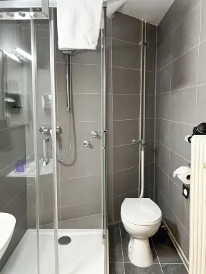 Hotel Sendlinger Tor Rum Photos
