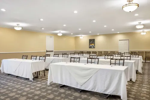 Best Western Oceanside Inn Business Facilities Photos