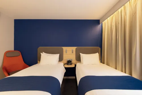 Holiday Inn Express Poole Chambres Photos