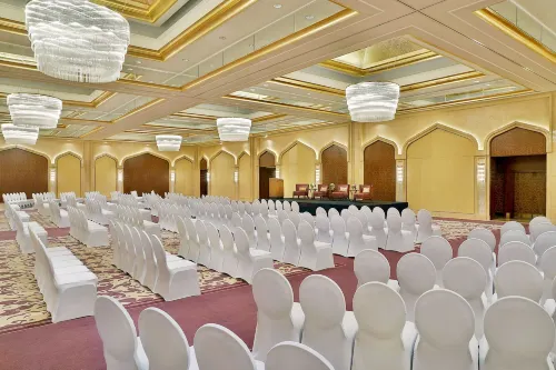 The Ritz-Carlton, Dubai Бизнес-удобства Photos