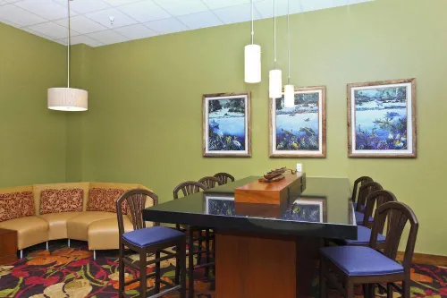 Courtyard by Marriott King Kamehameha's Kona Beach Hotel Public Areas Photos