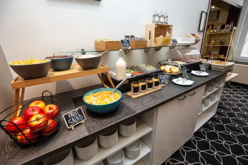 Safestay Brussels Grand Place Restauration Photos