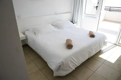 Sun Hall Beach Hotel Apartments Zimmer Photos