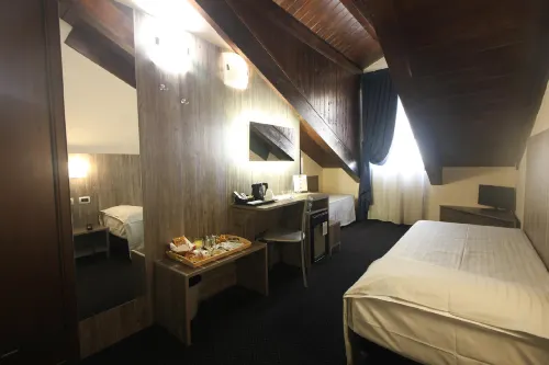 Hotel Urbani Photos