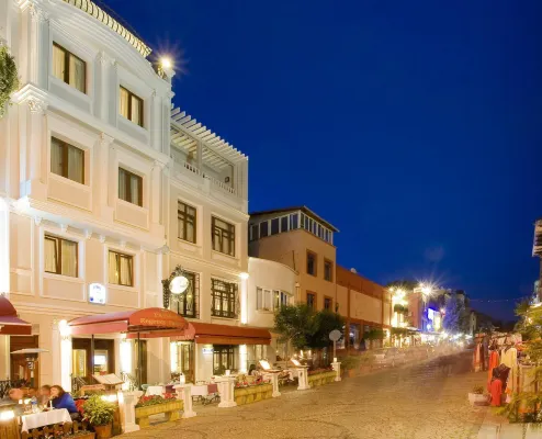 GLK PREMIER Regency Suites & Spa بالقرب من الفندق Photos
