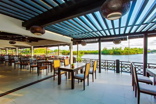 Hoi An Beach Resort Restauranger Photos