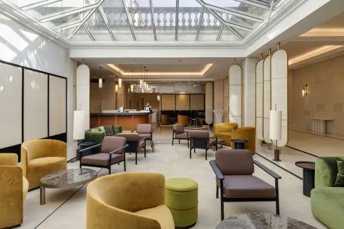 InterContinental Chantilly Chateau Mont Royal Featured Photos