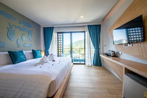 Golden Paradise Hotel Featured Photos