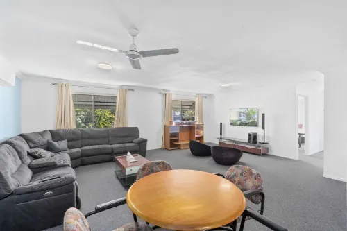 Econo Lodge Waterford Rooms Photos