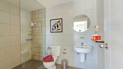 Recenta Suite Phuket Suanluang Camere Photos