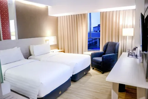 Harper Palembang Kamar Photos