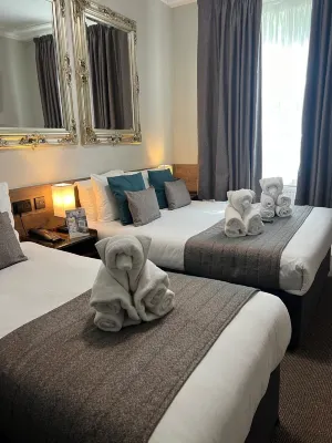 Tudor Court Hotel Photos