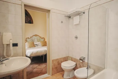 The Galileo Hotel Phòng Photos