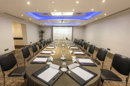 Gem Langham Court Hotel Business Facilities Photos