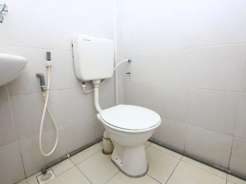 Super OYO 89651 Harmoni Hotel Photos