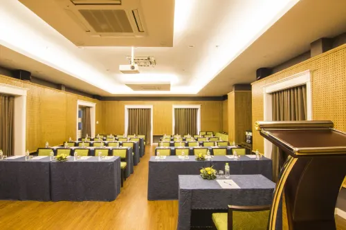 Phoenix Hotel Vung Tau Business Photos