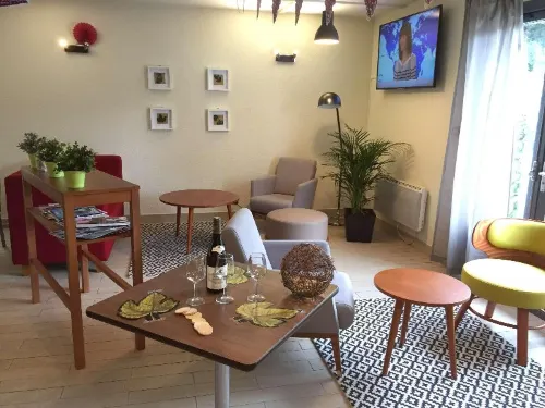 Hôtel Campanile Evry Est - Saint Germain Les Corbeil À proximité de l'hôtel Photos