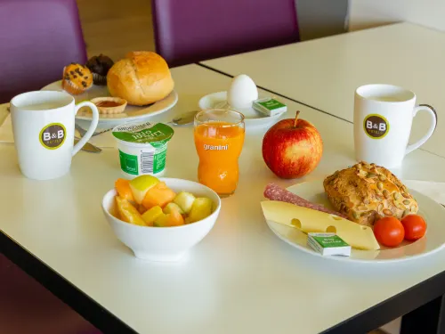 B&B Hotel Oberhausen am Centro Mahlzeiten Photos