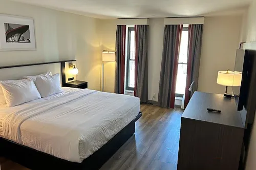 Ramada by Wyndham Milwaukee Photos