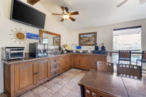 Best Western Casa Grande Inn Restauration Photos