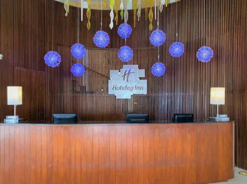 Holiday Inn Resort Kandooma Maldives - Kids Stay and Eat Free Area Publik Photos