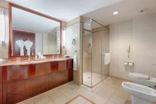 Evergreen Laurel Hotel Photos