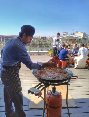 Twentytu Hostel Barcelona Dining Photos