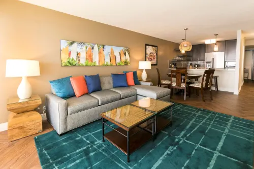 Aston Waikiki Beach Tower Kamar Photos
