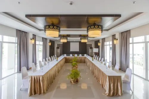 Chanalai Hillside Resort, Karon Beach Бизнес-удобства Photos