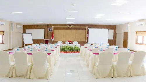 Wyndham Garden Kuta Beach, Bali Fasilitas Bisnis Photos