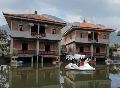Danau Dariza Hotel And Resort Eksterior Photos