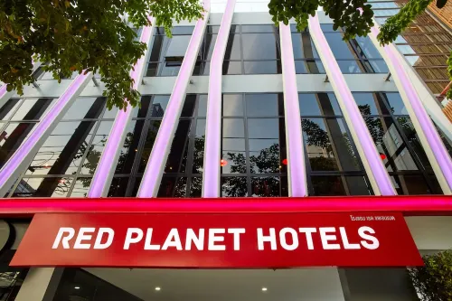 Red Planet Bangkok Surawong Außen Photos