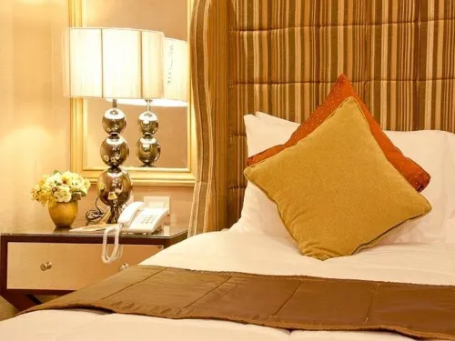 Royal Garden Hotel Rooms Photos