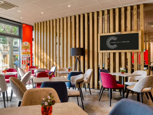 Ibis Berlin Kurfuerstendamm - newly renovated Restauration Photos